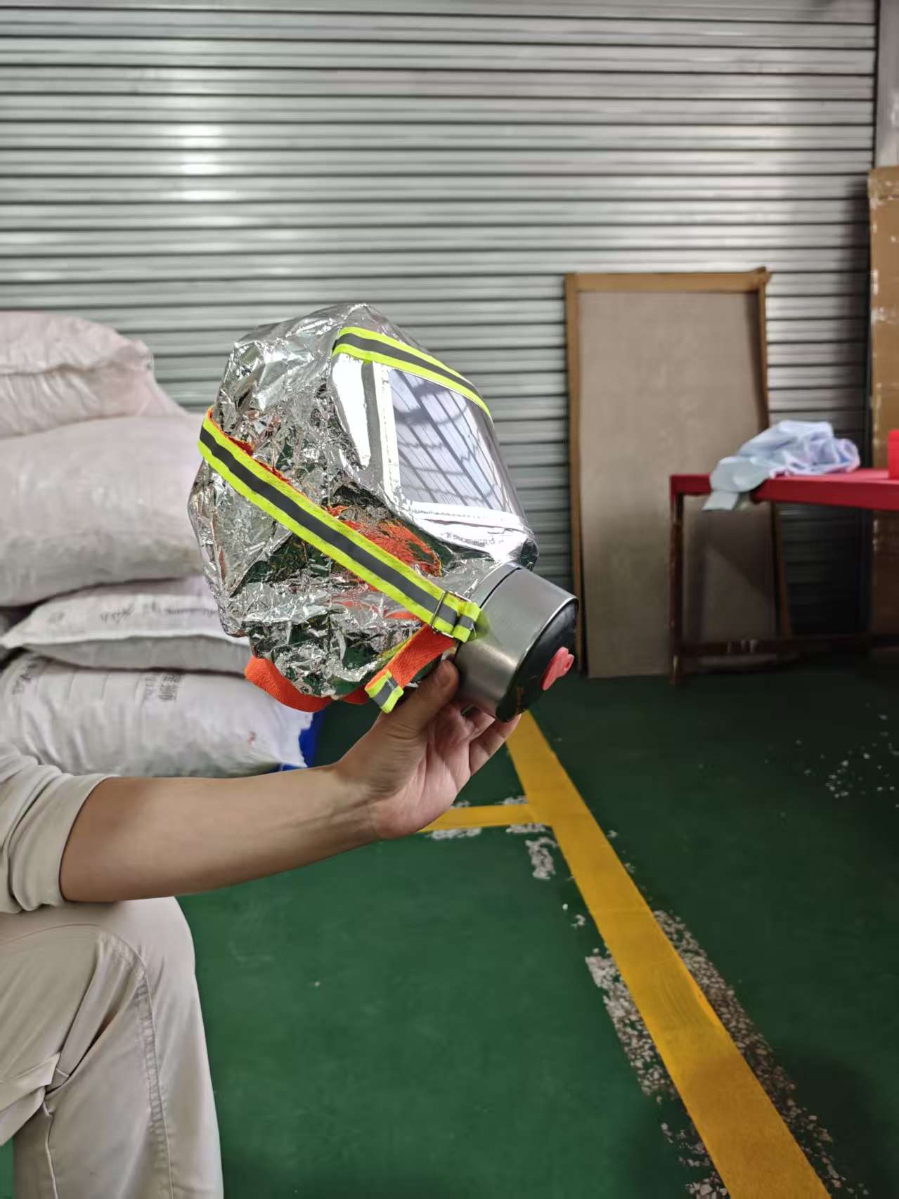 防毒面具4.jpg